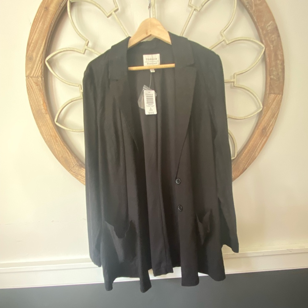 NWT Torrid black linen blazer